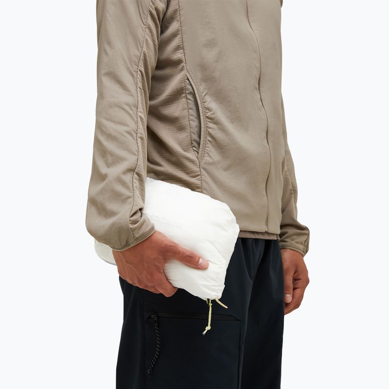 Жилет чоловічий Peak Performance Helium Utility Down antarctica/terrain tan 5