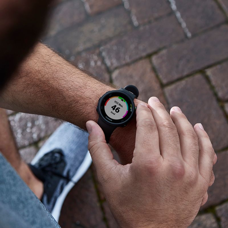Годинник Garmin Forerunner 45 чорний 010-02156-15 7