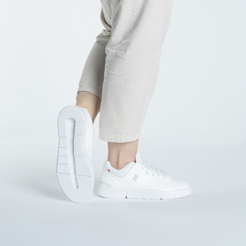 Черевики жіночі On The Roger Advantage white/undyed 2