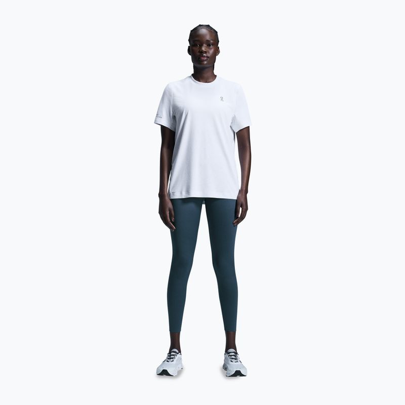 Футболка для тренувань жіноча On Running Active-T white 2