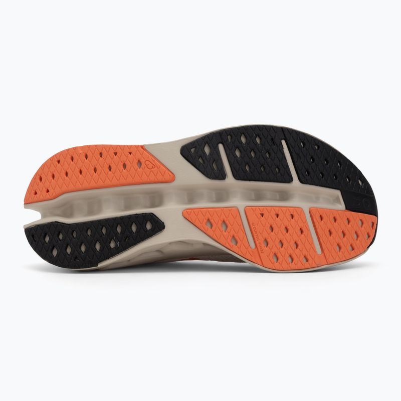 Кросівки для бігу жіночі On Cloudsurfer Max ivory/salmon 4