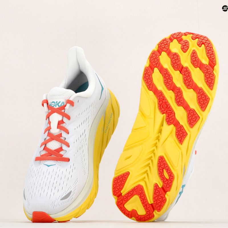 Кросівки для бігу чоловічі HOKA Clifton 8 Wide білі 1121374-BDBI 17