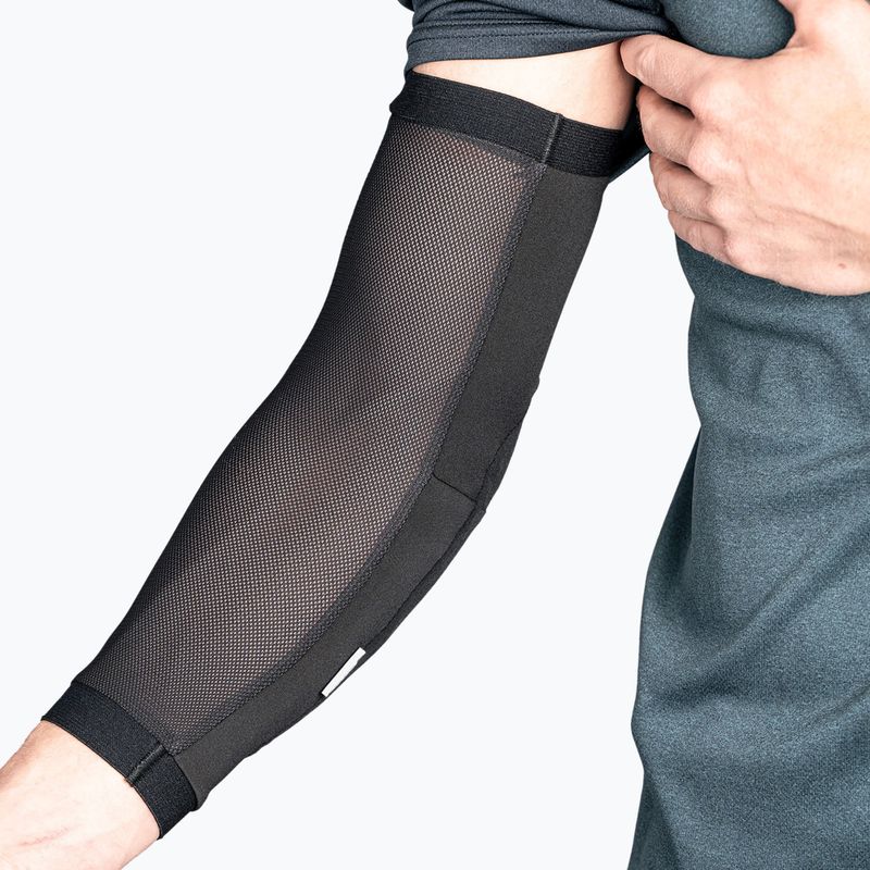 Захист велосипедний на лікті Bluegrass Aura black 3