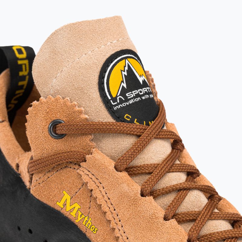 Взуття скелелазне чоловіче La Sportiva Mythos коричнево-чорне 230TE 9