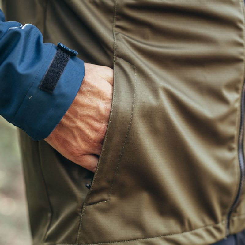 Чоловіча велосипедна куртка Northwave Easy Out Softshell темно-синій/лісовий зелений 13