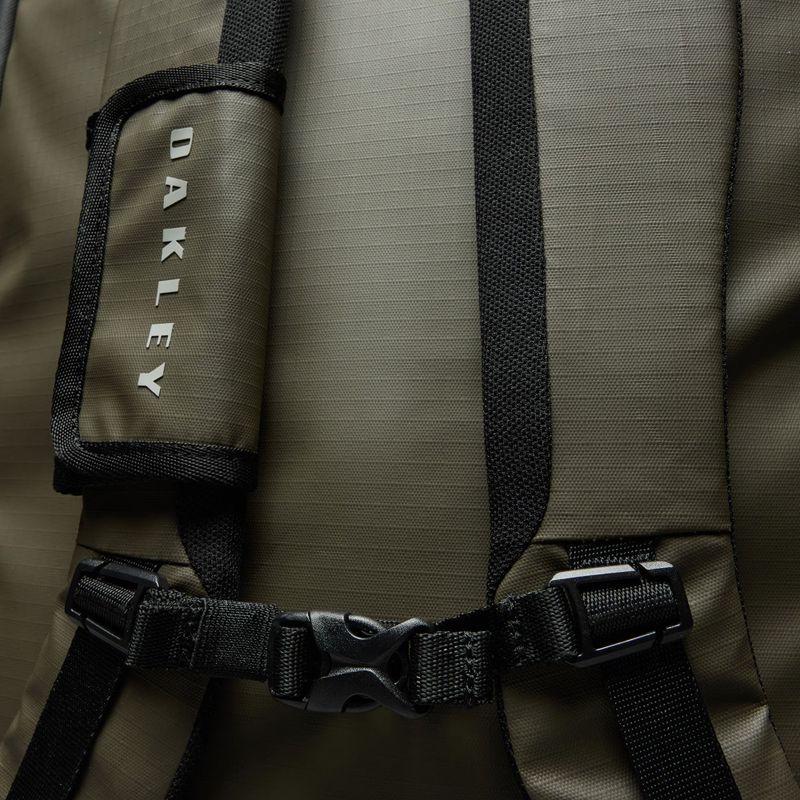 Сумка дорожня Oakley Terraquest 55 l deep olive 4