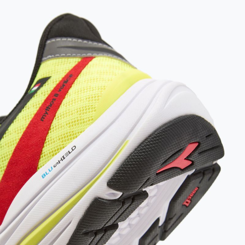 Кросівки для бігу чоловічі Diadora Mythos Blushield 8 Vortice жовті DD-101.179087-D0273 16