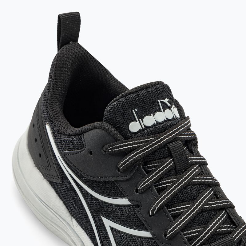 Жіночі бігові кросівки Diadora Snipe чорний / льодовик сірий 8