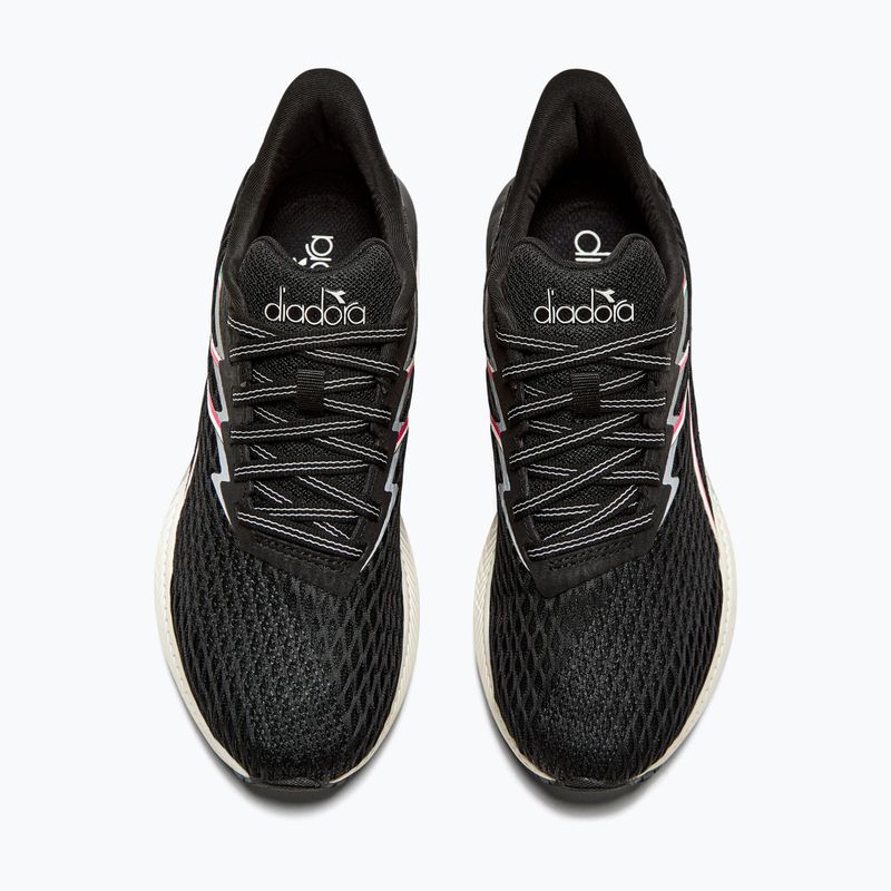 Жіночі кросівки Diadora Strada чорні/шепіт білі 13