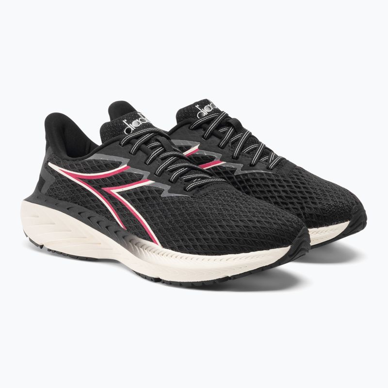 Жіночі кросівки Diadora Strada чорні/шепіт білі 4
