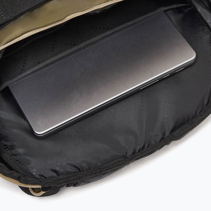 Туристичний рюкзак Oakley Enduro 3.0 Big 30 l army green/pebble 6