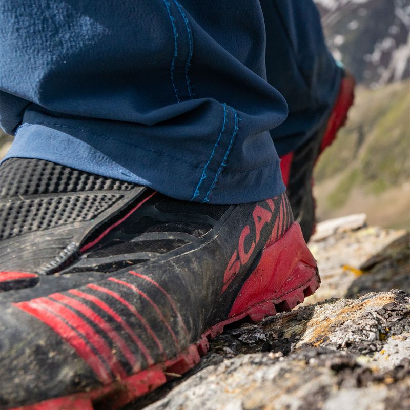 Черевики високогірні чоловічі SCARPA Ribelle S HD black/red 17