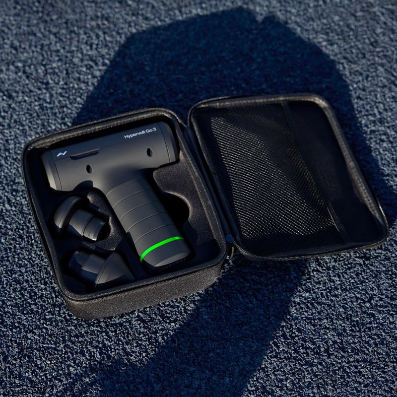 Масажер Hyperice Hypervolt Go 3 black 4