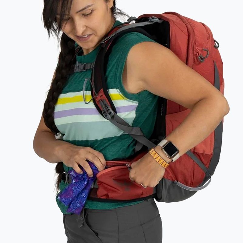Рюкзак туристичний жіночий Osprey Tempest 22 л red pampas/coal grey 7
