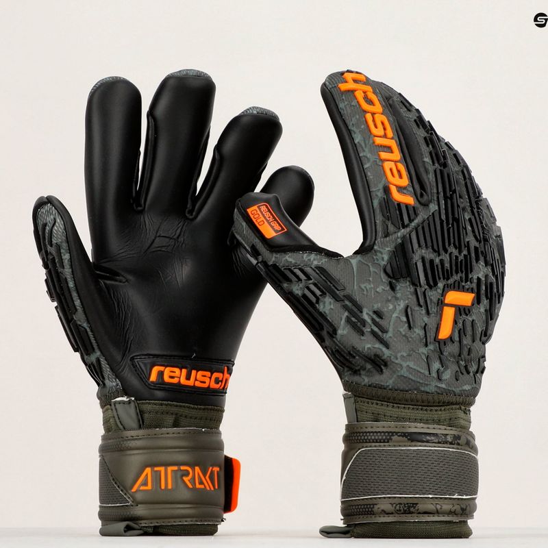 Рукавиці воротарські Reusch Attrakt Freegel Gold Finger Support чорні 5370030-5555 14