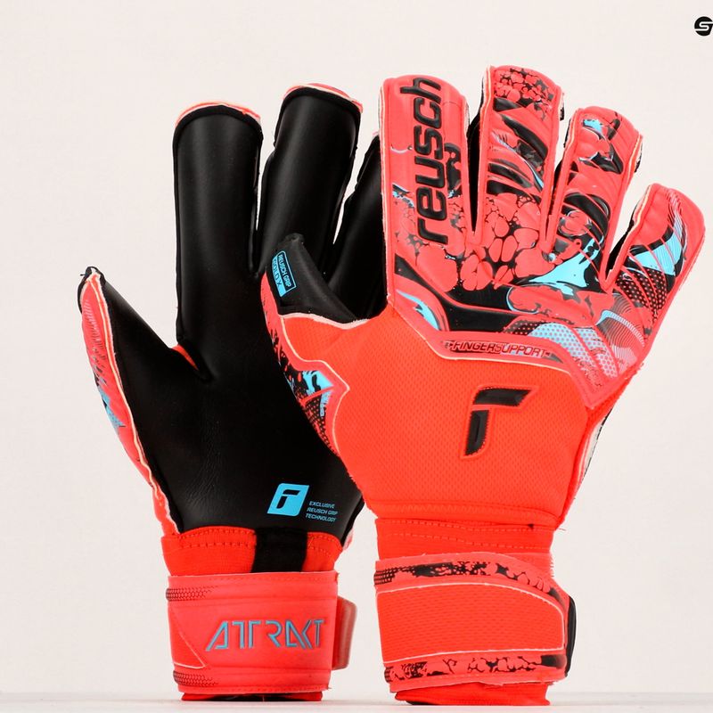 Рукавиці воротарські Reusch Attrakt Gold X Evolution Cut Finger Support червоні 5370950-3333 9