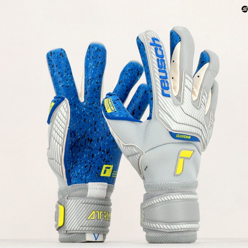 Рукавиці воротарські Reusch Attrakt Fusion Guardian сірі 5270985 7