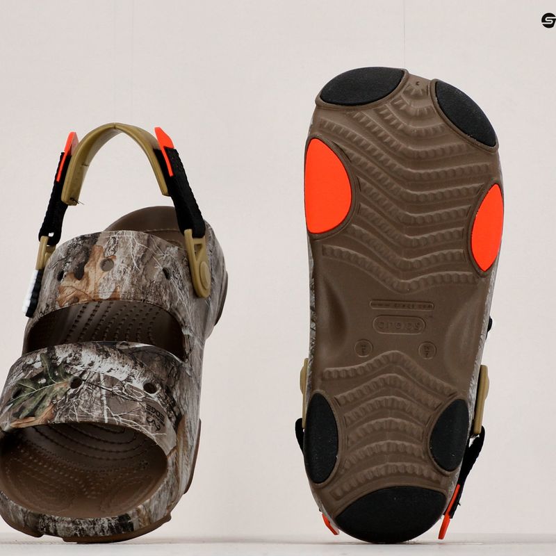 Босоніжки Crocs Realtree Edge AT Sandal walnut 18