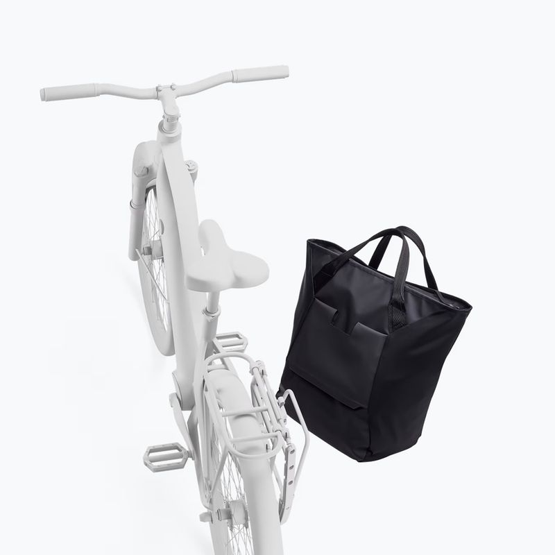 Сумка велосипедна на багажник Thule Chasm Inlock 25 л black 4