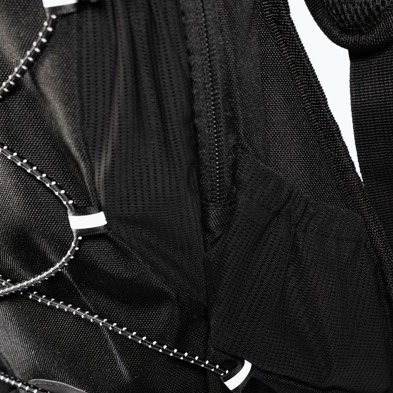 Рюкзак GymBeam Trail Hydropack 11,7 л з ємністю 2 л black 3