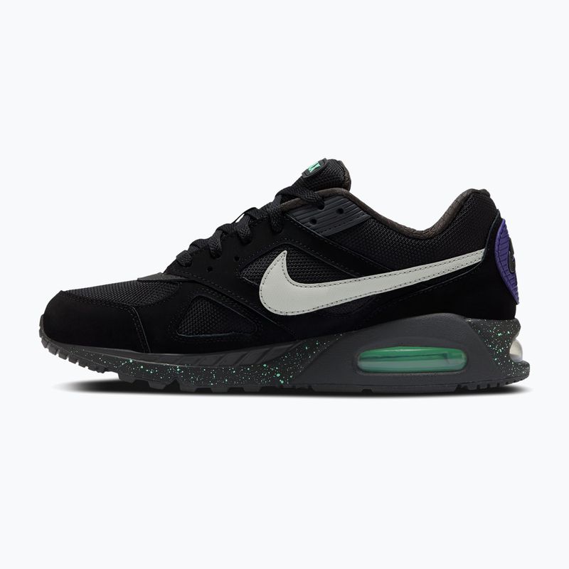 Чоловіче взуття Nike Air Max IVO black/green glow/matte silver 2