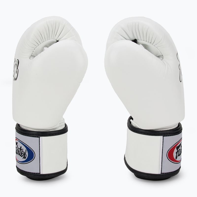 Боксерські рукавички Fairtex Universal "Tight-Fit" Design білі 4