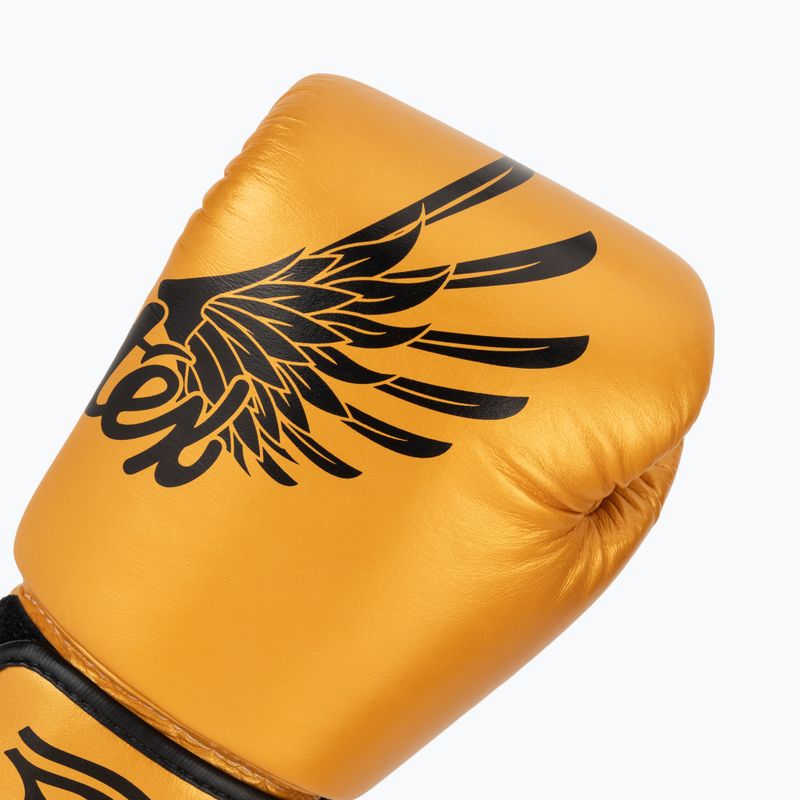 Боксерські рукавички Fairtex Universal "Tight-Fit" Design Falcon золоті 5