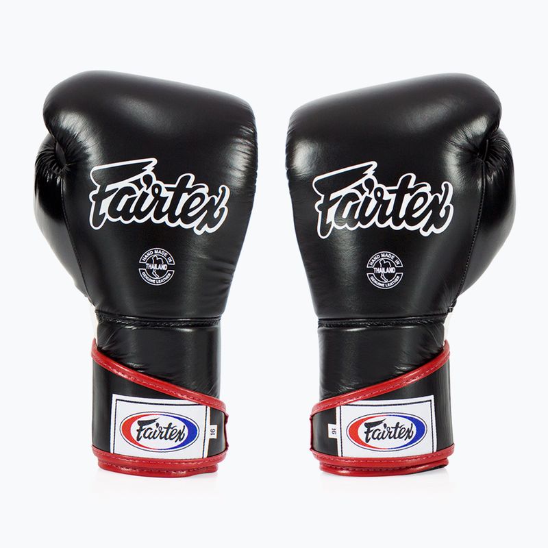 Стильні кутові спаринг-боксерські рукавички Fairtex - закритий великий палець чорний/білий/червоний