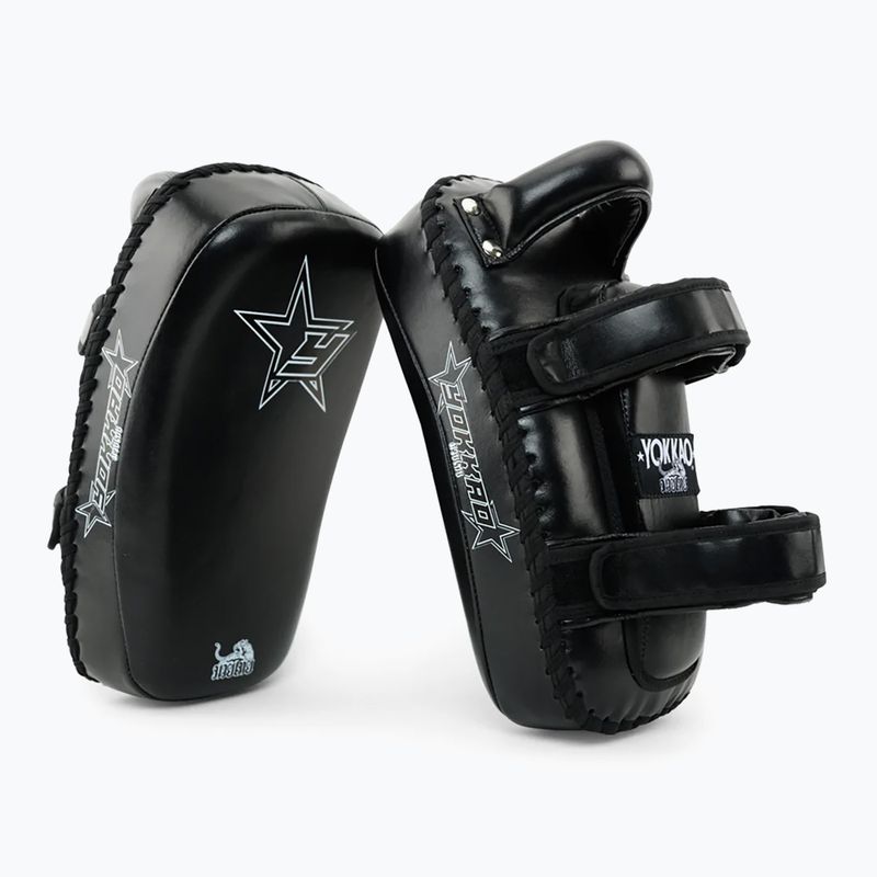 Щитки тренувальні YOKKAO Institution Kick Pads чорні KYKS-1