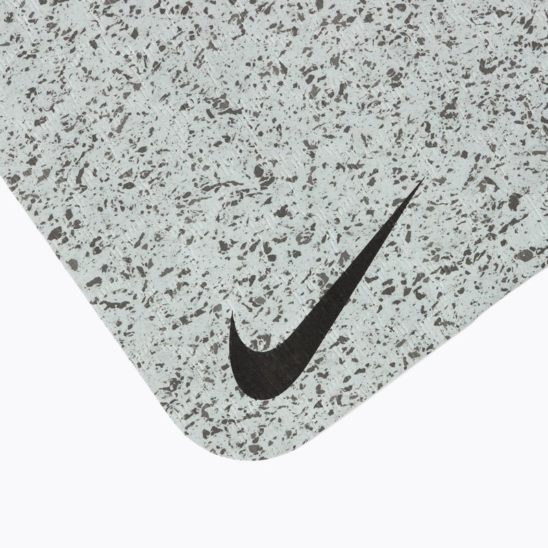 Килимок для йоги Nike Move 4 mm сірий N1003061-919 3