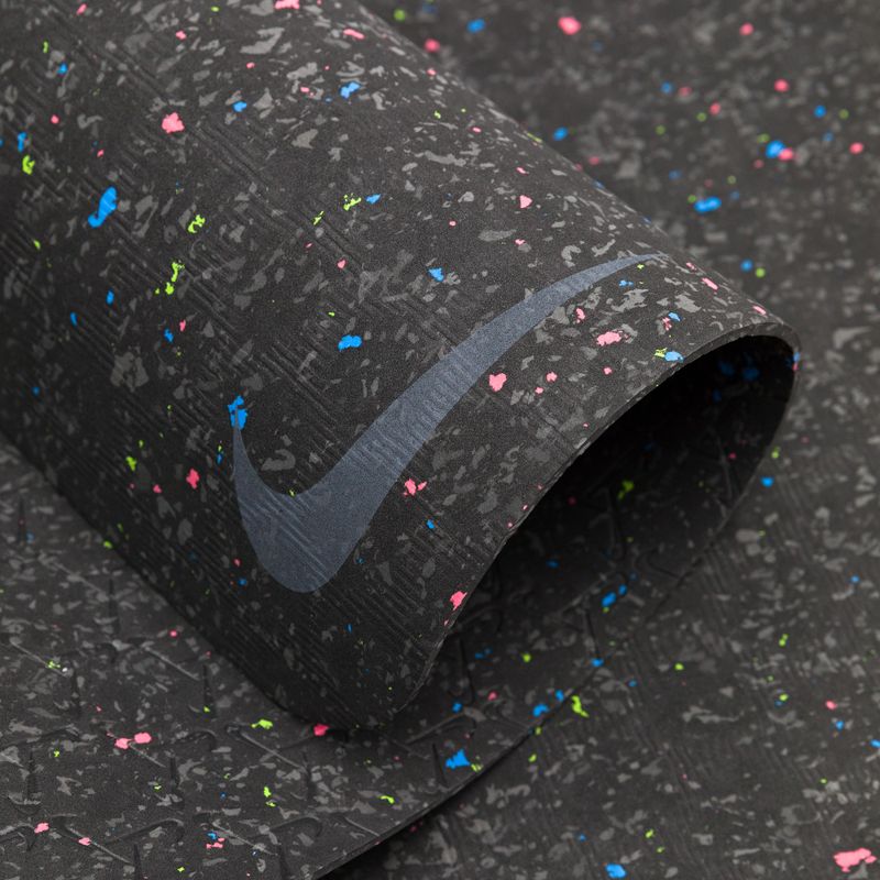Килимок для йоги Nike Move 4 mm чорний N1003061-997 4