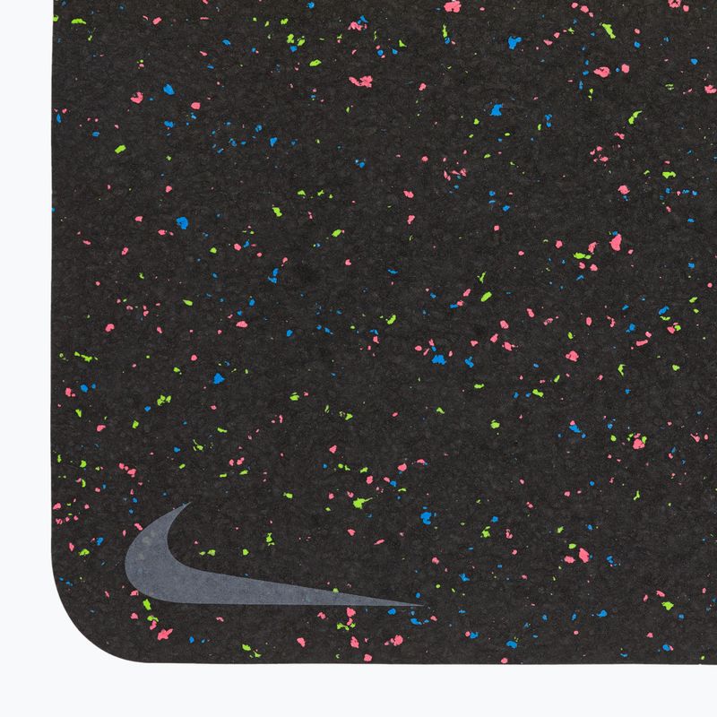 Килимок для йоги Nike Flow 4 mm чорний N1002410-997 3