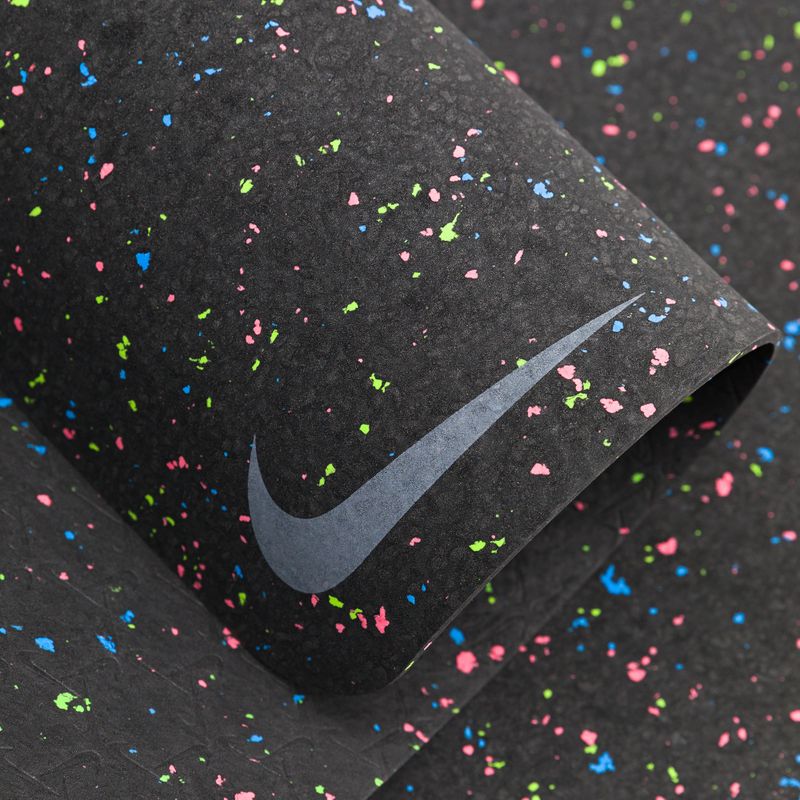 Килимок для йоги Nike Flow 4 mm чорний N1002410-997 4