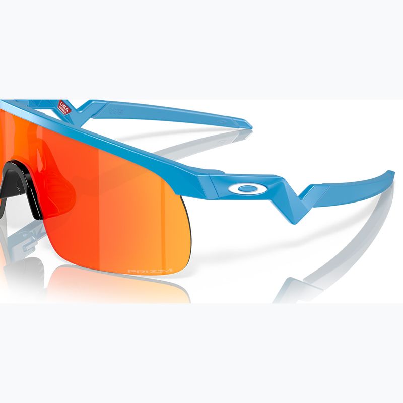 Дитячі сонцезахисні окуляри Oakley Resistor небесно-блакитні/призмово-рубінові 11