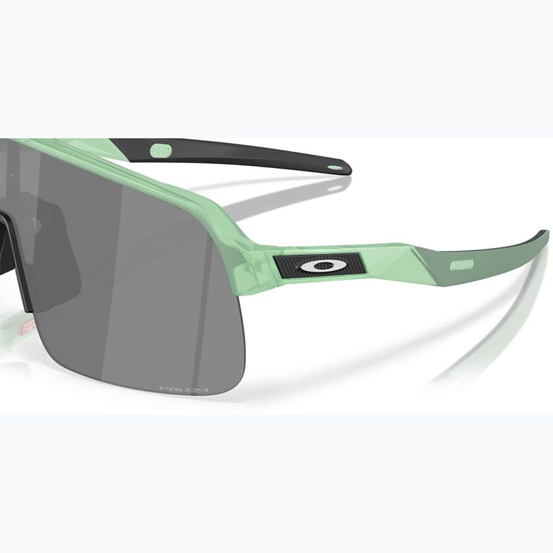 Сонцезахисні окуляри Oakley Sutro Lite S матові транс-нефритові/призма чорні 5