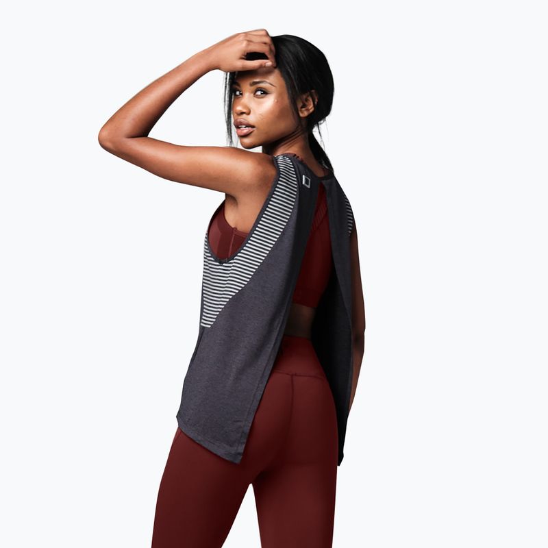 Майка тренувальна жіноча STRONG ID чорна Z1T02517 3