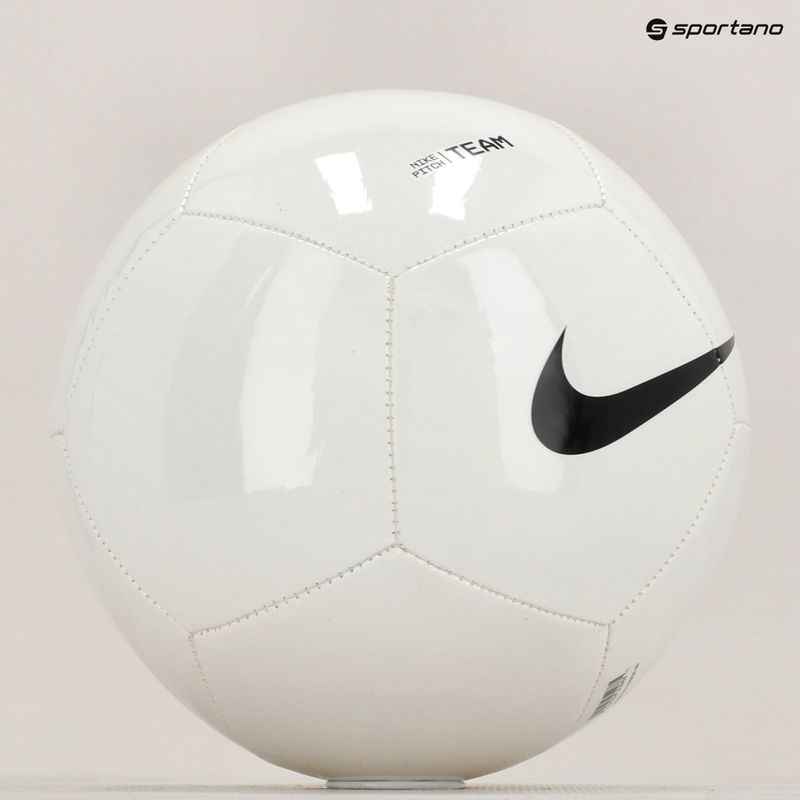 М'яч футбольний Nike Pitch Team white/black розмір 4 6