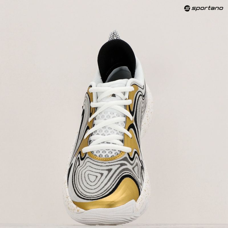 Черевики баскетбольні Under Armour Spawn 6 white/black/metallic gold 15