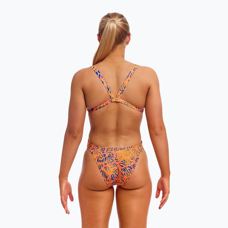 Жіночий купальник Funkita Brace Free One Piece приховує гордість 3