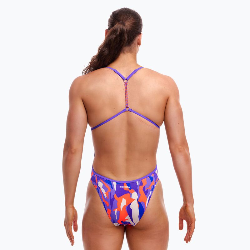 Купальник суцільний жіночий Funkita Twisted One Piece torvill 3