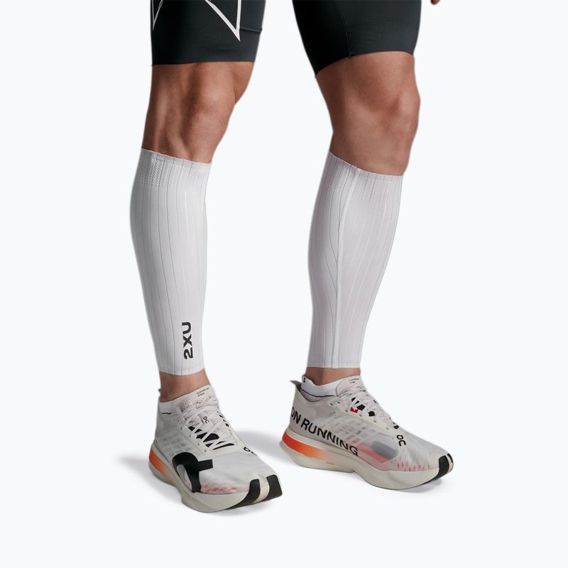 Пов'язки аеродинамічні 2XU Light Speed Aero Calf Guards white/black 2