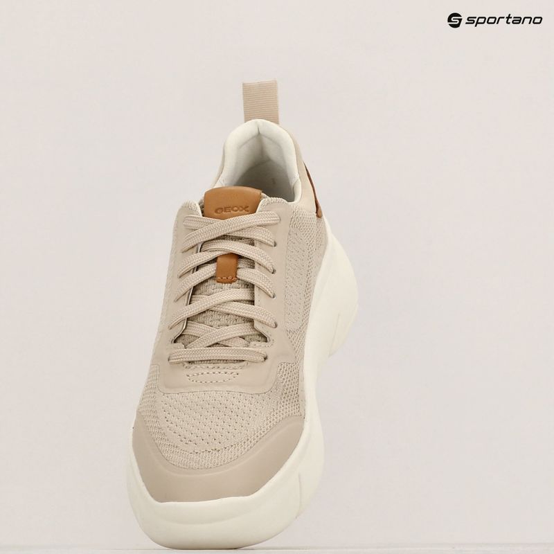 Кросівки жіночі Geox Nebula 2.0 X light sand 10