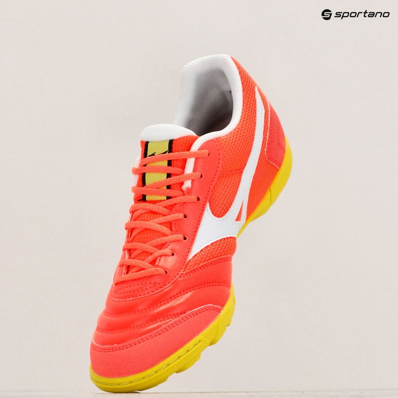 Кросівки футбольні чоловічі Mizuno Morelia Sala Club TF neon flame/white 9