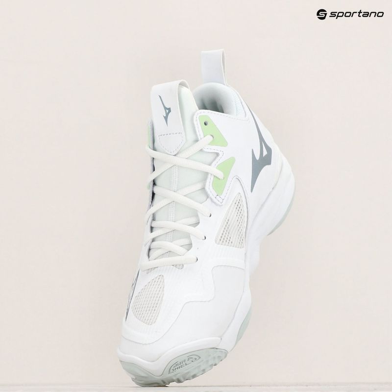 Кросівки волейбольні жіночі Mizuno Wave Momentum 3 Mid white/glacial/pantinagreen 9