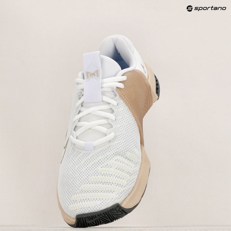 Кросівки для тренувань жіночі Nike Metcon 9 white/metallic gold grain/sanddrift/white 9