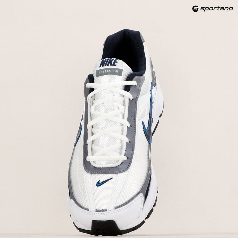 Кросівки для бігу чоловічі Nike Initiator white/metallic cool grey/obsidian 9