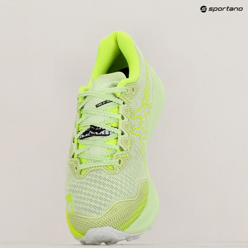 Кросівки для бігу жіночі ASICS Fujispeed 3 cool matcha/safety yellow 15