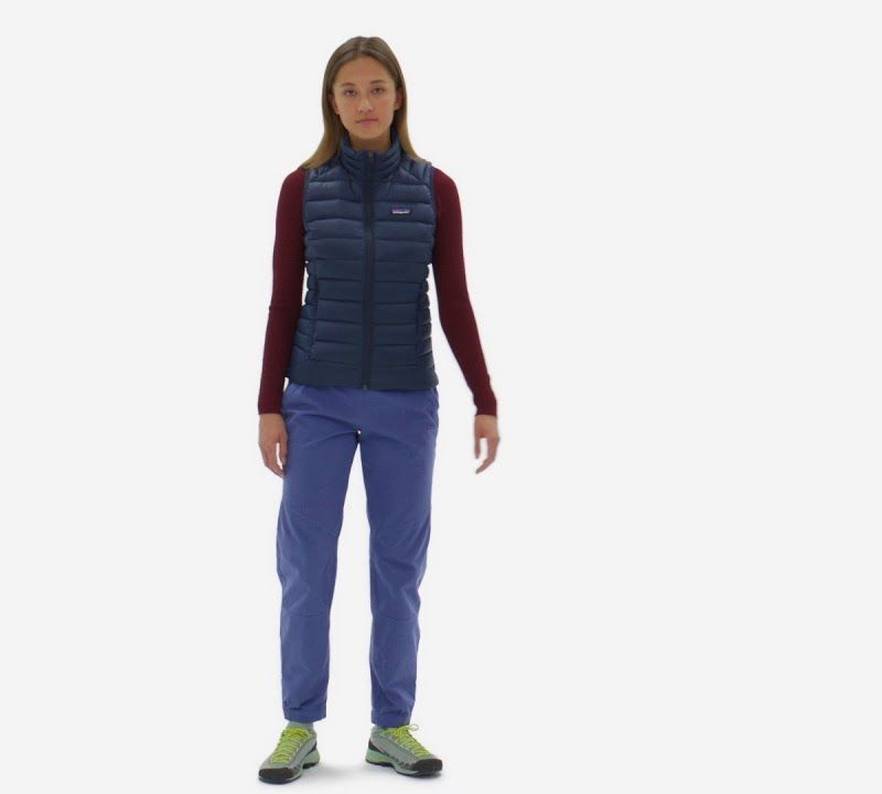 Жіночий пуховий светр Patagonia без рукавів нічна слива 8