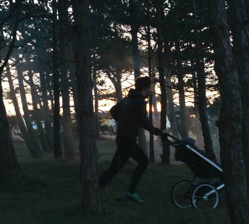 Коляска дитяча для бігу Thule Glide 2 Jet чорна 10101952 15