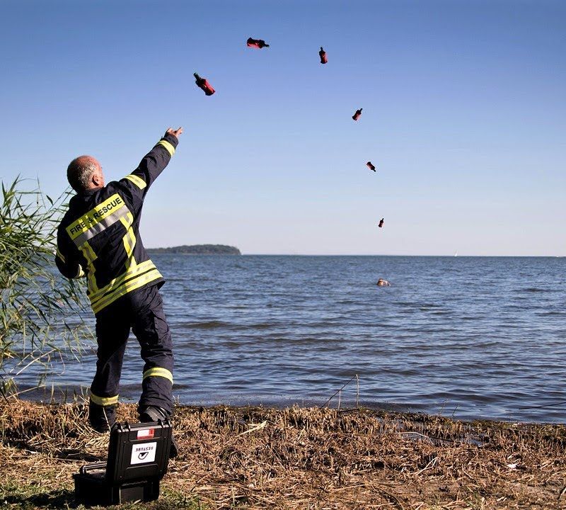 Буй безпеки Restube Automatic червоний MRT0008 5